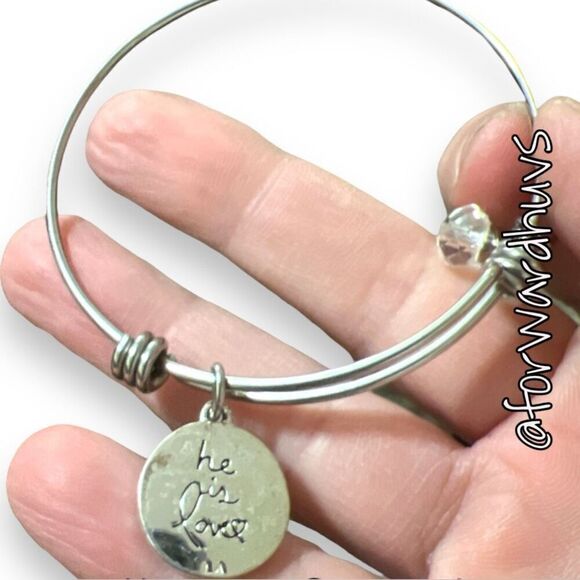 Christian Bracelet with Reversible 'He Is Love' Cross Pendant - Picture 5 of 9